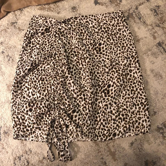 Nasty Gal Dresses & Skirts - Nasty Gal Asymmetrical Scrunch Leopard Mini Skirt